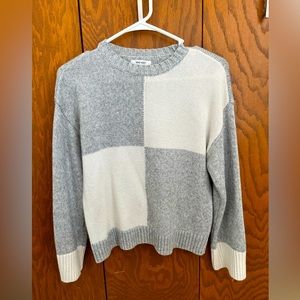 Small Nine West grey and white womens sweater